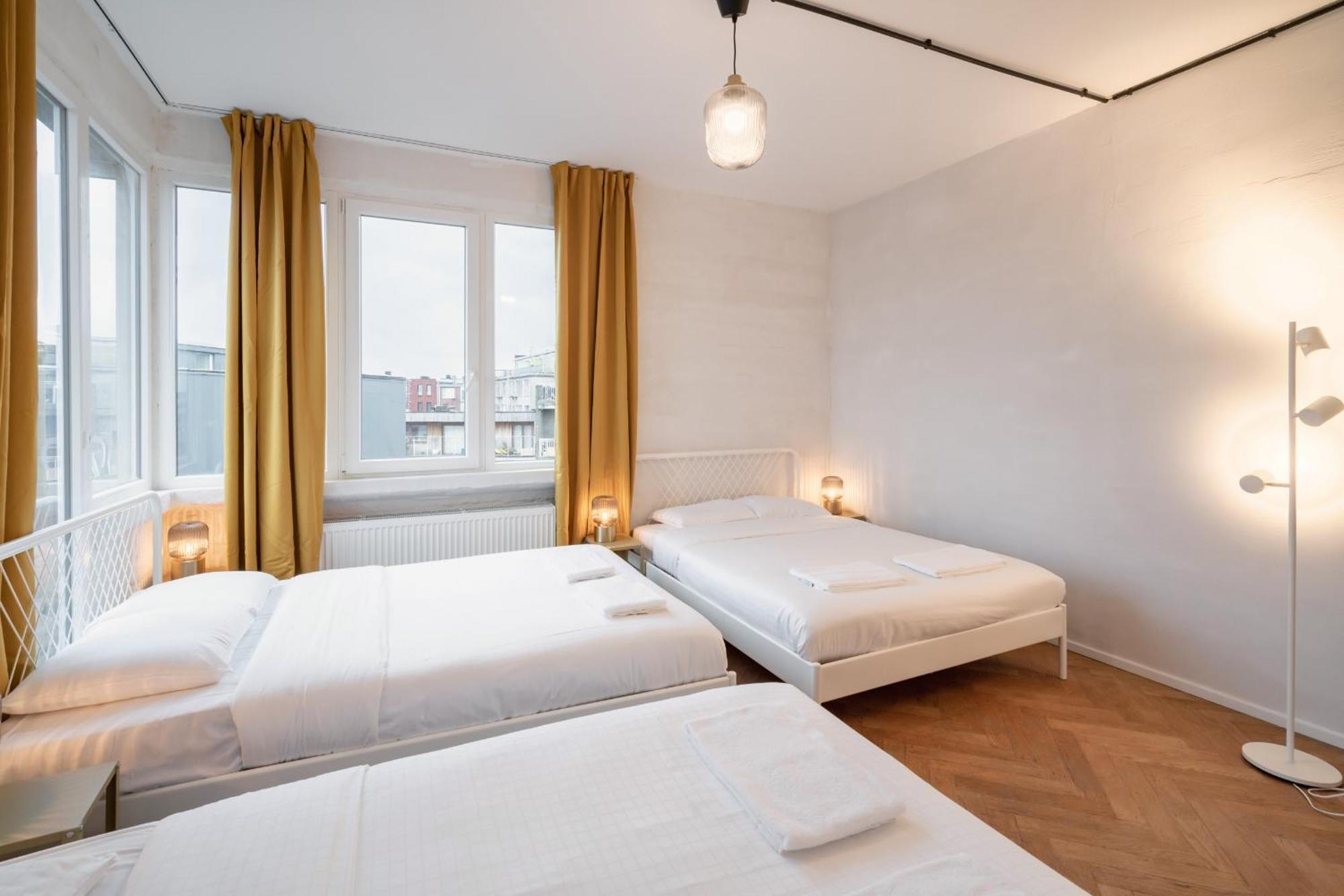 Two-bedroom In The Heart Of *